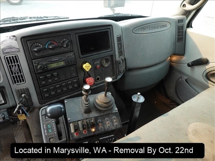2007-international-durastar-4400-image-12