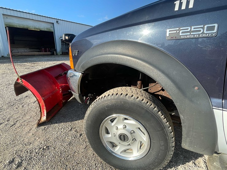 2000-ford-f250-xl-image-9