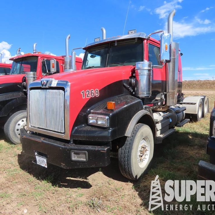 2014 WESTERN STAR 4900