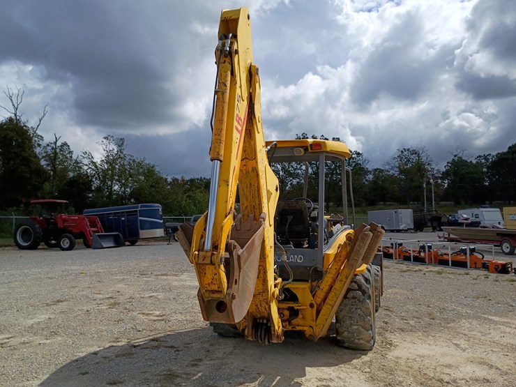 new-holland-lb75-image-10