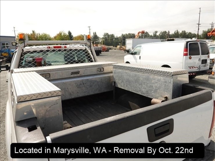 2011-gmc-2500-image-24