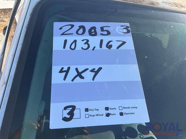 2005-ford-explorer-image-32