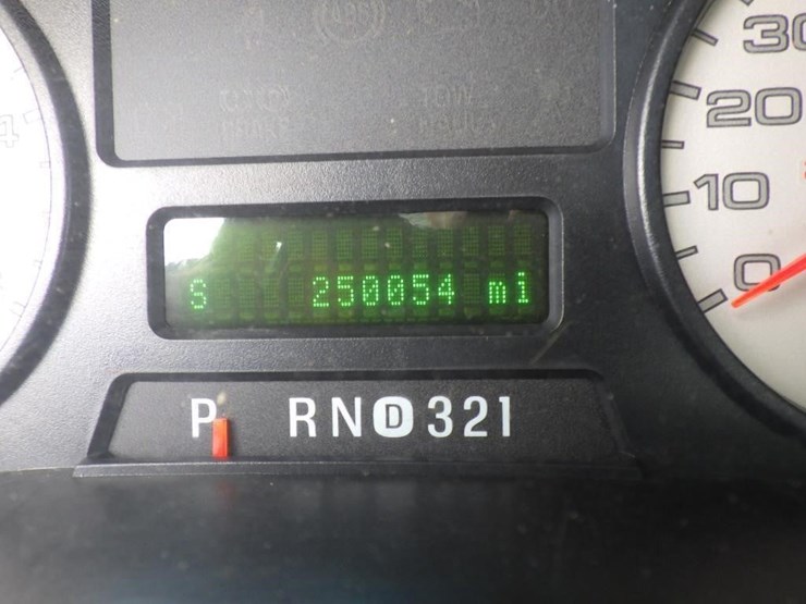 2006-ford-f350-image-15