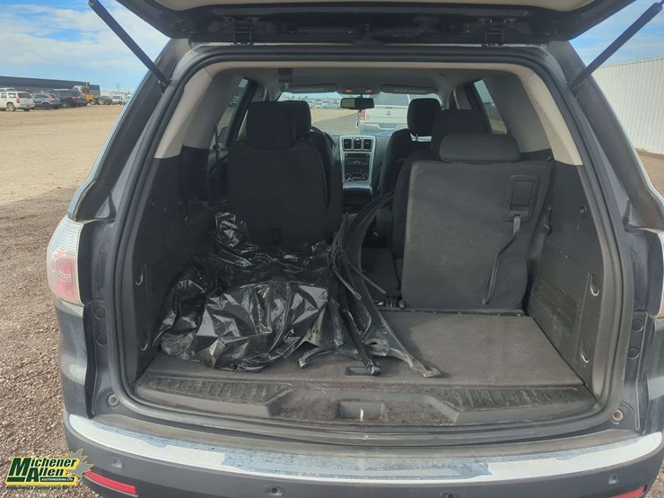 2012-gmc-acadia-image-22
