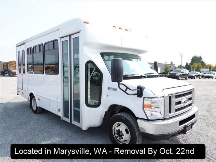 2020-ford-e350-image-14