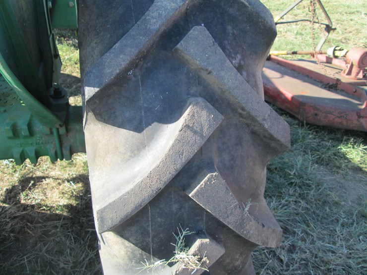 john-deere-1530-image-9