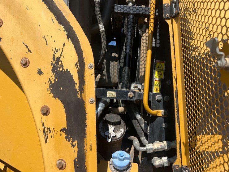 2016-caterpillar-950m-image-18
