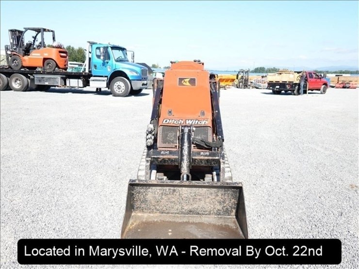 2022-ditch-witch-sk800-image-7