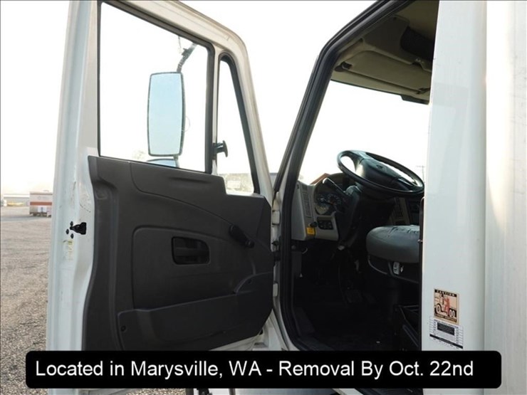 2011-international-durastar-4300-image-7