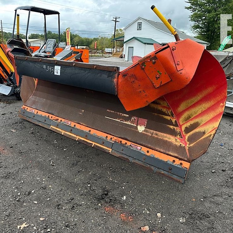 GLEDHILL 10' HEAVY DUTY SNOW PLOW