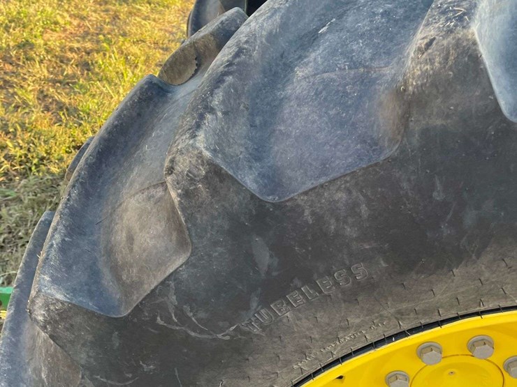 2022-john-deere-5075e-image-13