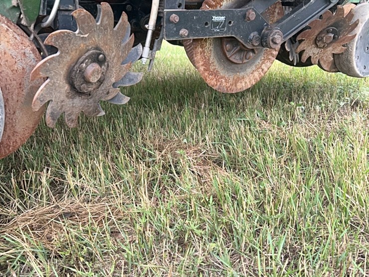 john-deere-16-image-80