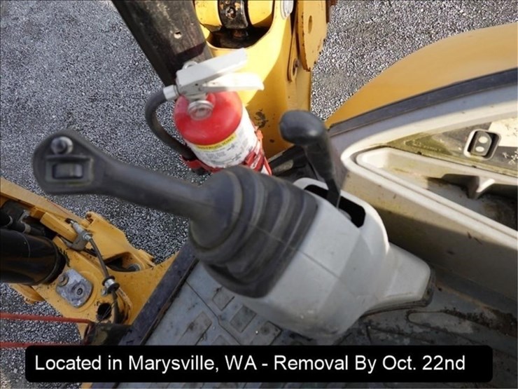 2014-caterpillar-420f-image-18