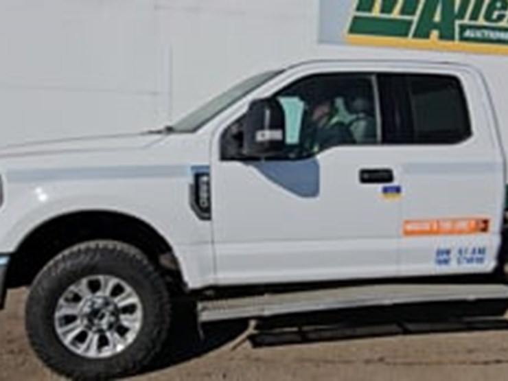 2021-ford-f350-image-5