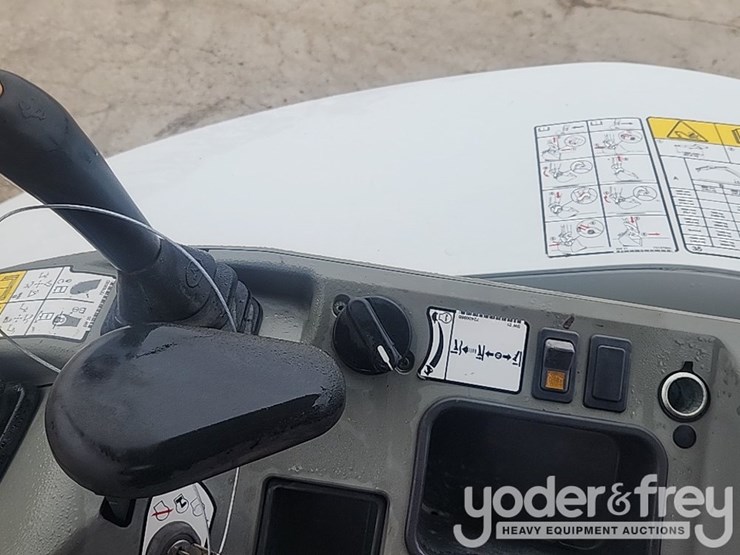 2022-bobcat-e35-image-23
