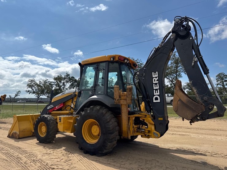 2018-deere-410l-image-8