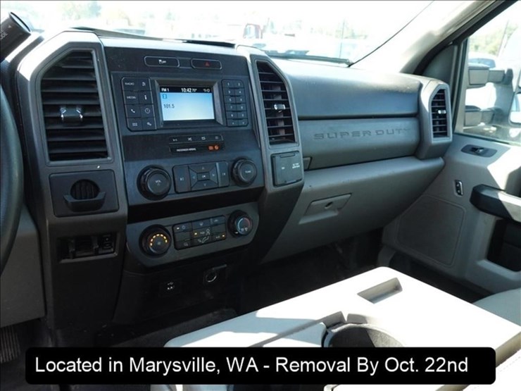 2020-ford-f250-xl-image-7