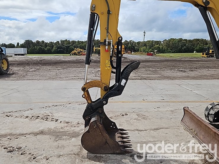 caterpillar-305cr-image-18