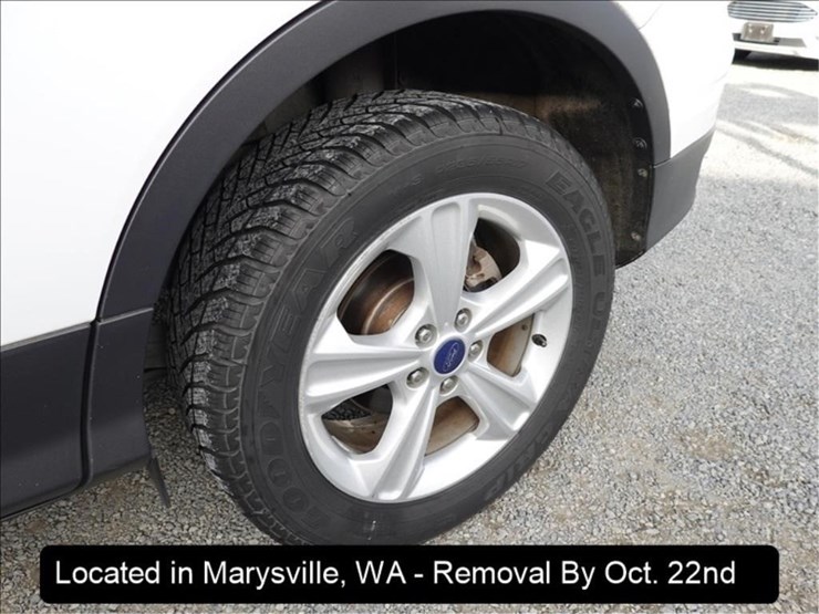 2014-ford-escape-se-image-16