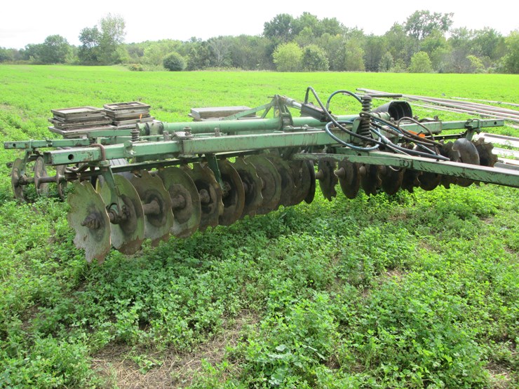 john-deere-15-image-2