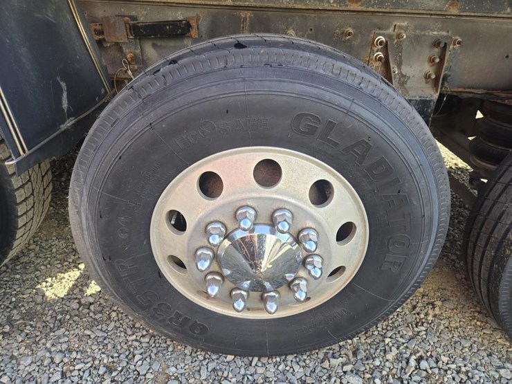 1997-mack-cl700-image-59