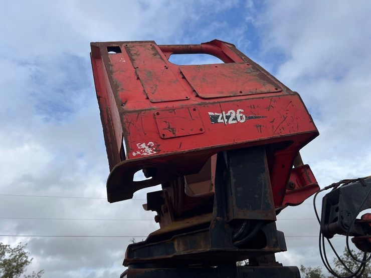 2013-caterpillar-559c-image-25