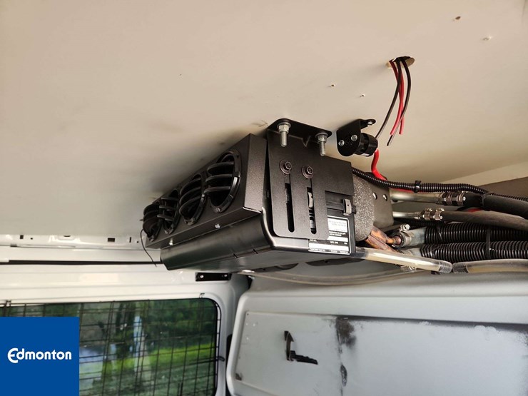 2016-ford-transit-connect-image-34
