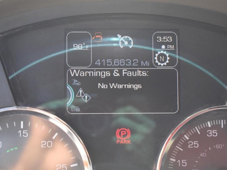 2018-kenworth-t880-image-31