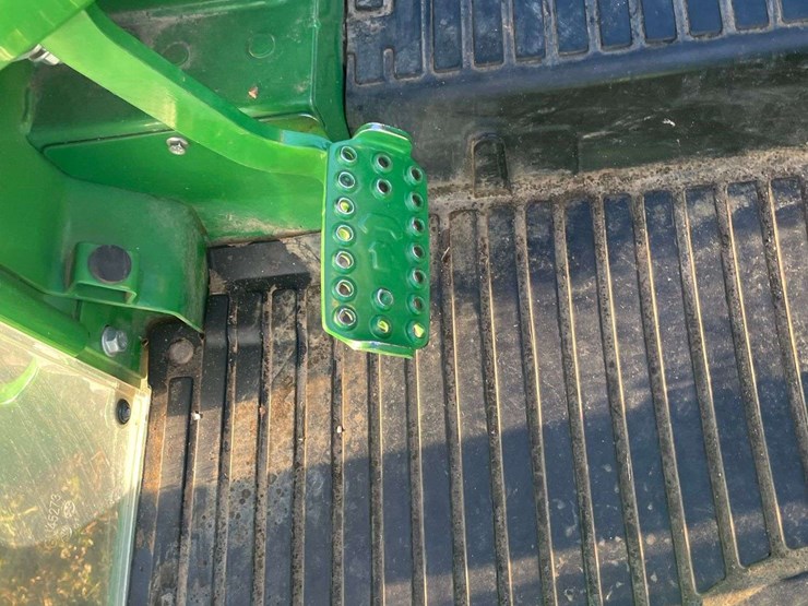 2022-john-deere-5075e-image-19