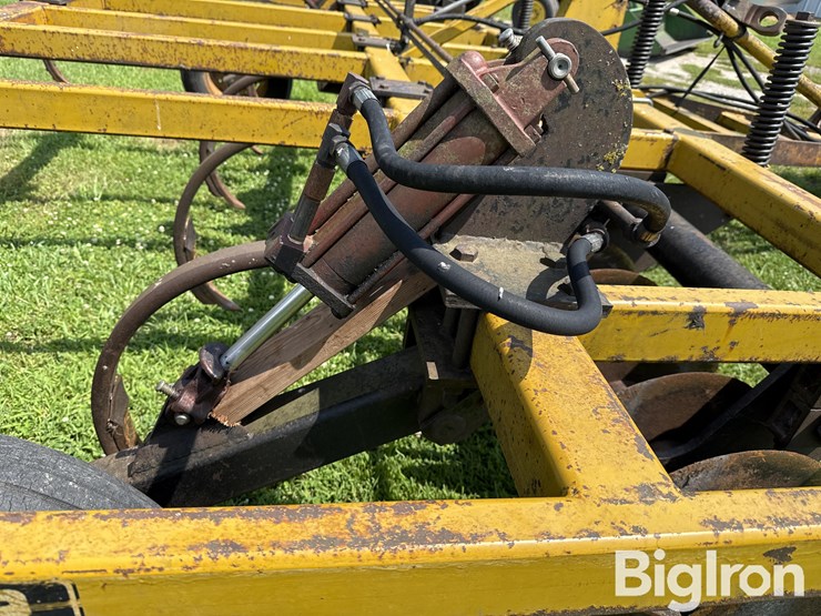 soil-master-chisel-image-15