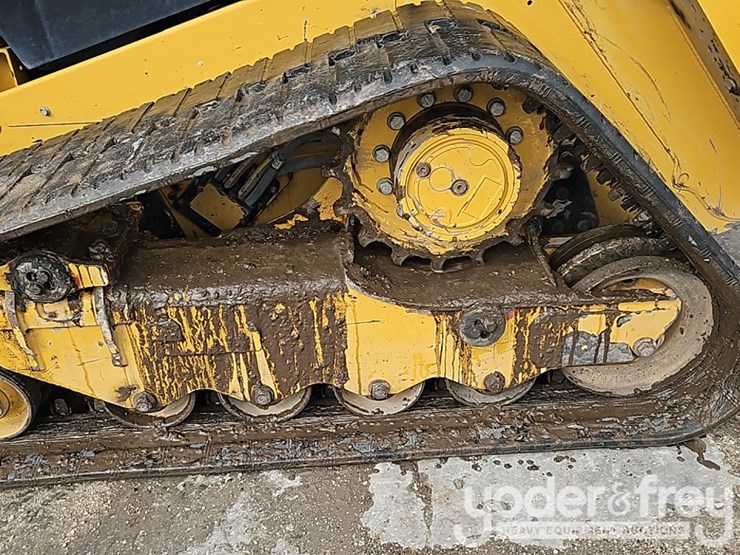 2022-caterpillar-289d3-image-19