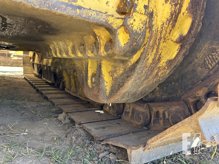 komatsu-d65ex-12-image-42