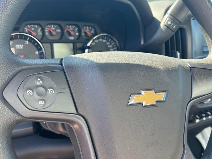 2023-chevrolet-silverado-6500hd-image-49