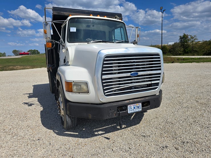 1994-ford-lta9000-image-41