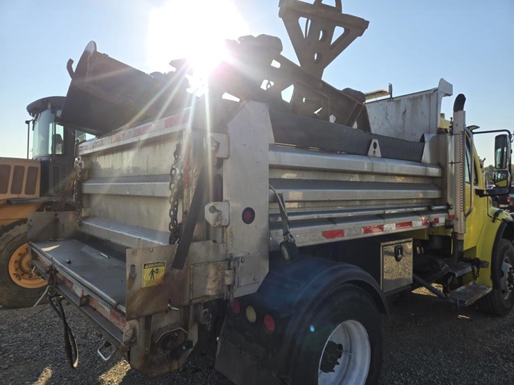 2004-caterpillar-3126-image-15