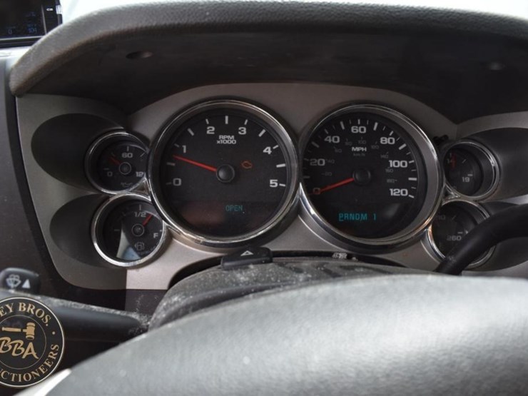 2007-gmc-sierra-2500-image-46