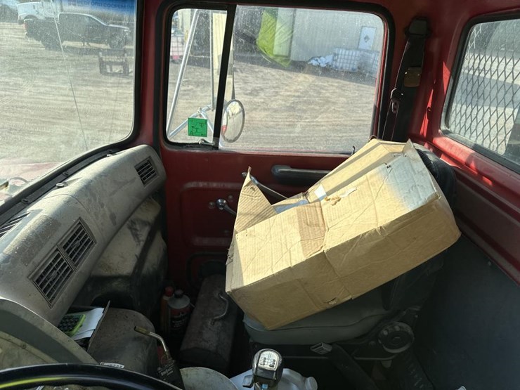 ford-lts9000-image-43