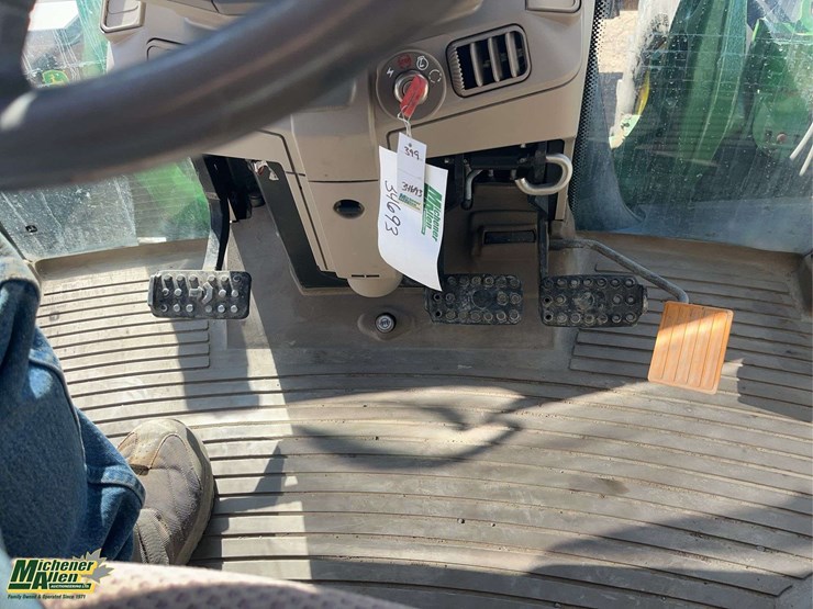 2015-john-deere-6125m-image-13