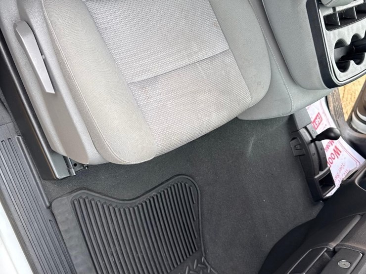 2019-chevrolet-silverado-image-16