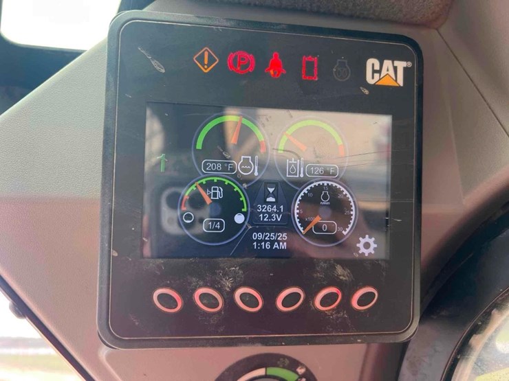 2019-caterpillar-259d-image-32