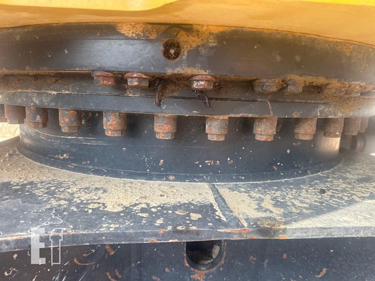 2021-caterpillar-313-image-15