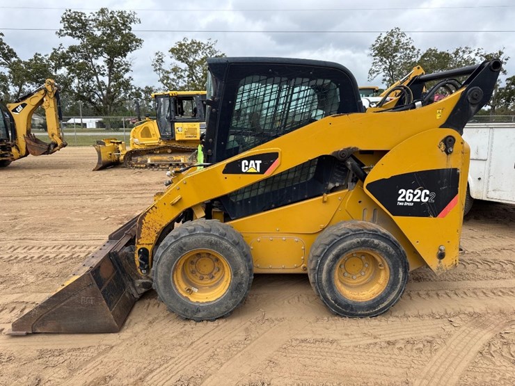 2012-caterpillar-262c2-image-1
