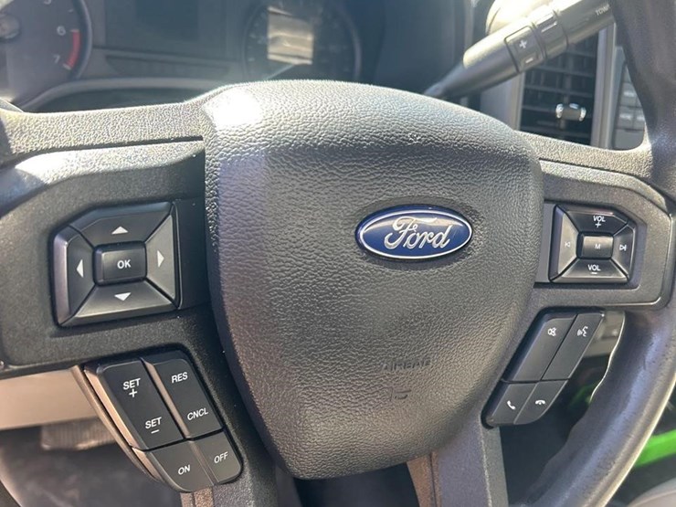2019-ford-f350-xl-image-24