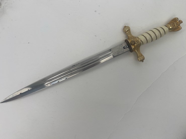 #79-•-#4274-•-wwii-german-naval-dagger-9.5"-blade-length-14"-overall-length-image-7