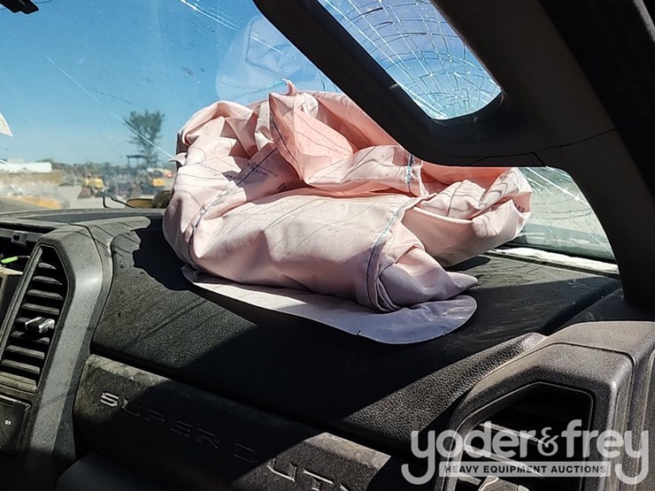 2020-ford-f250-xl-image-37