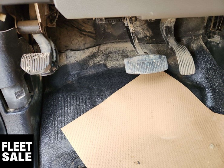 2021-ford-f350-image-13