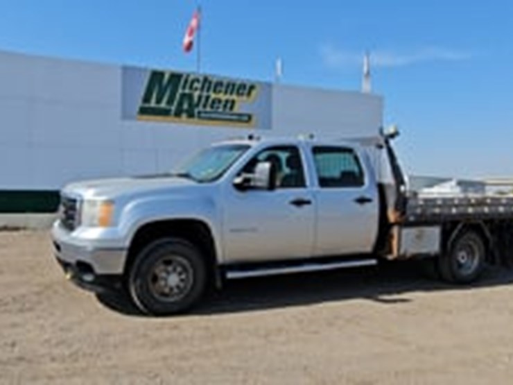 2013-gmc-sierra-3500hd-image-5