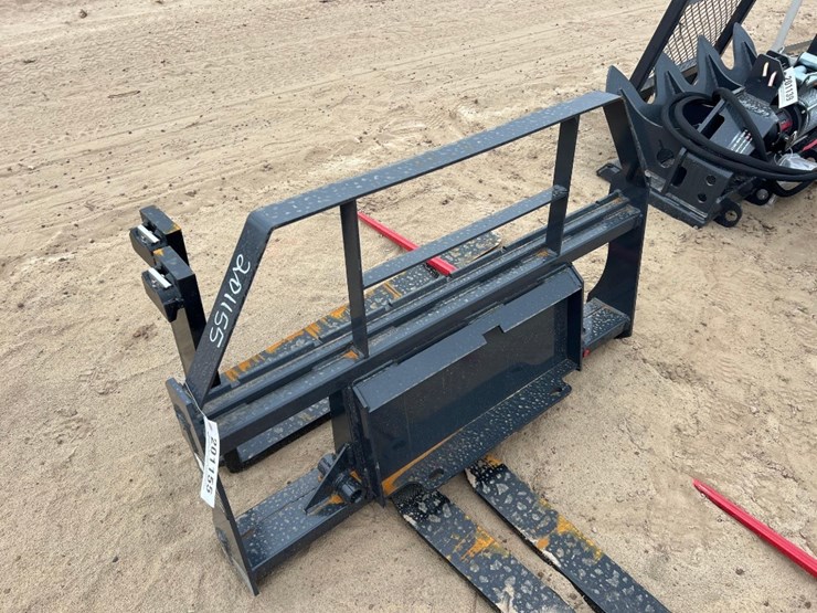 unused-landhonor-mpf-11-2000g-pallet-forks-frame-image-2