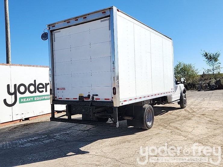 2019-ford-f450-image-5