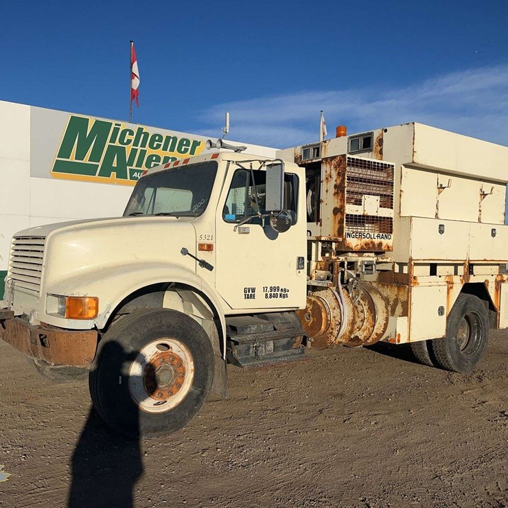 1991 INTERNATIONAL 4900